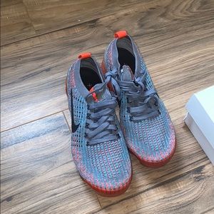 E Air Vapor max fly knit 3